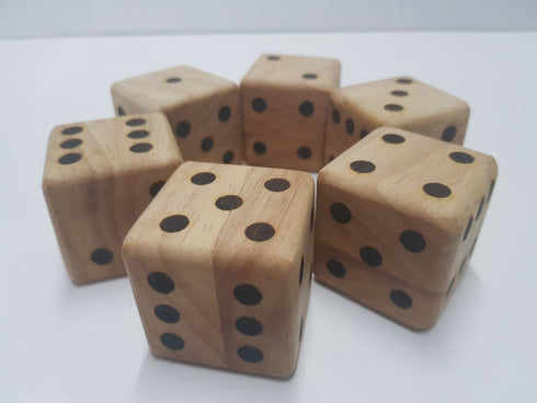 QTOYS - Wooden Dice (Set of 6)